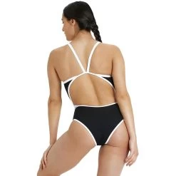 Arena Icons Super Fly Back Solid Femme Noir -Swim Fit Soldes main 005036 501 W ICONS TEAM SUPERFLY BACK ONE PIECE 002 O dcf7